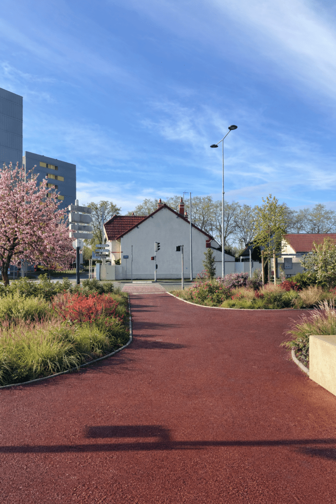 Aménagement paysager Roanne - Végétalisation parking Prébercy Avermes